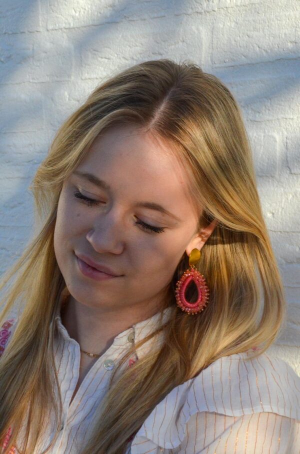 Drop oorbellen roze - Afbeelding 2